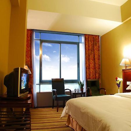 Vienna Hotel Guangzhou Shaheding Metro Station Rom bilde
