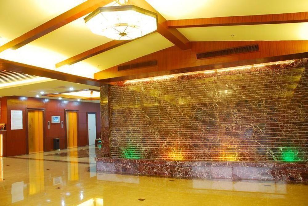 Vienna Hotel Guangzhou Shaheding Metro Station Eksteriør bilde